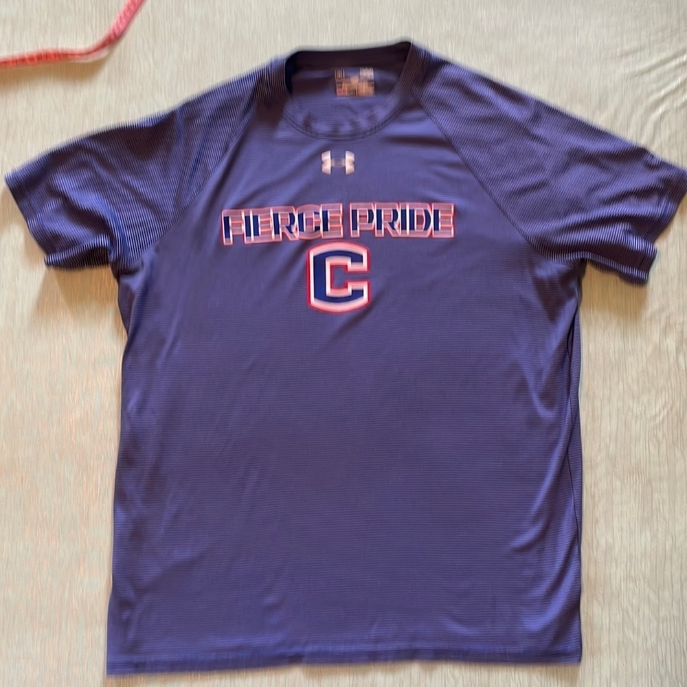 UNDER Armour L Loose fit headgear blue striped Shirt, Cleveland HS Fierce Pride